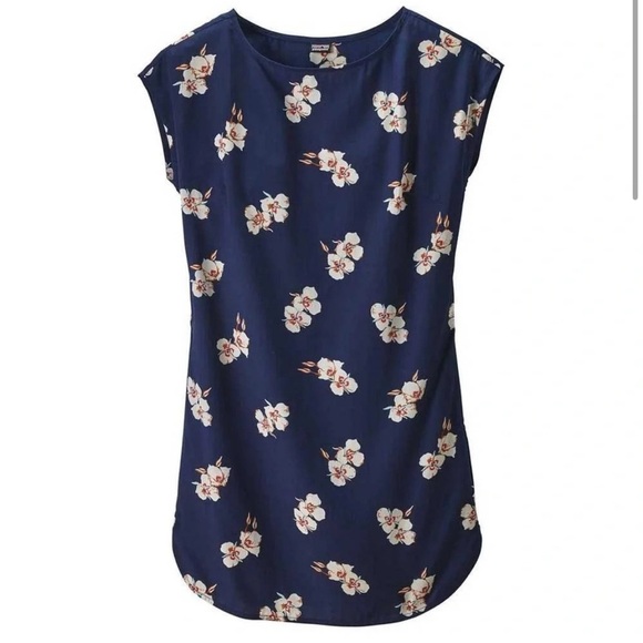 Patagonia Blue Floral dress - Picture 6 of 7